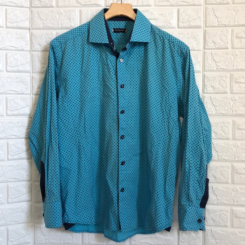 Bespoke turquoise navy print men’s button down